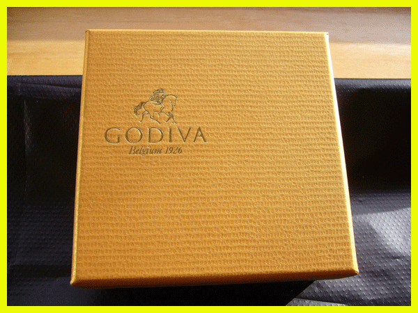 * prompt decision!! GODIVAgotiba empty box 