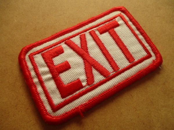 90s サイン標識『EXIT』非常口 刺繍ワッペン/おもしろいSign芸人ガレージSK8アメリカ米国ビンテージ看板アップリケUSAスケートボード S2_画像2