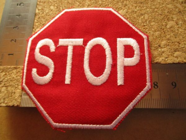 90s サイン標識『EXIT』非常口 刺繍ワッペン/おもしろいSign 90s サイン標識『EXIT』非常口 刺繍ワッペン/おもしろいSign