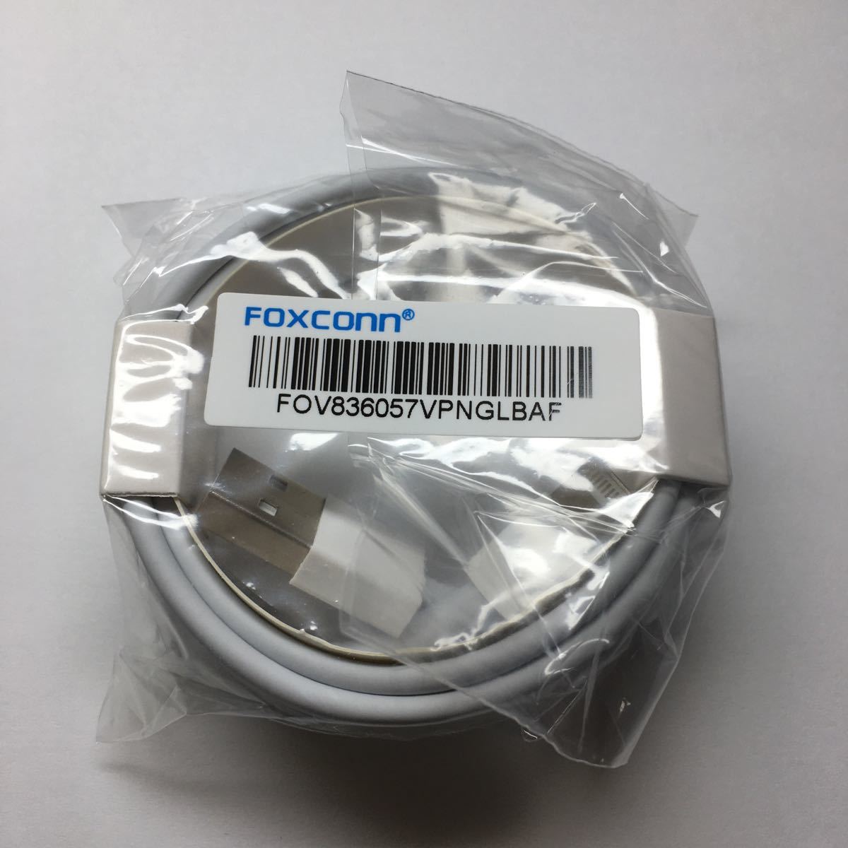 FOXCONN社製 ライトニングケーブル iPhone 充電・同期ケーブル純正品