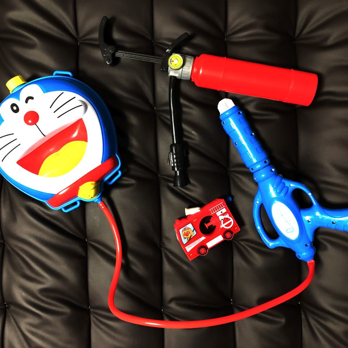 Paypayフリマ 水鉄炮3点セット ドラえもん アンパンマン 消化器 Paypayフリマ 水鉄炮3点セット ドラえもん アンパンマン 消化器