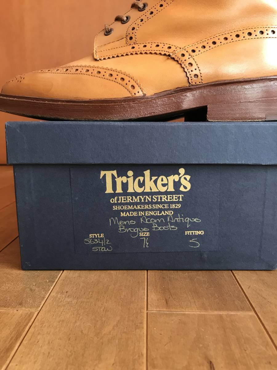 【美品】Tricker's トリッカーズ Stow ストウ Acorn Antique エイコンアンティーク サイズUK7.5 フィッティング5 カントリーブーツ