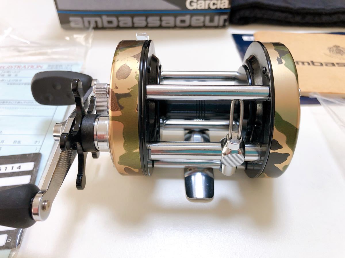 Abu Garcia Ambassadeur 6500C3 Camo Right Handle BaitCasting Reel Very Good+