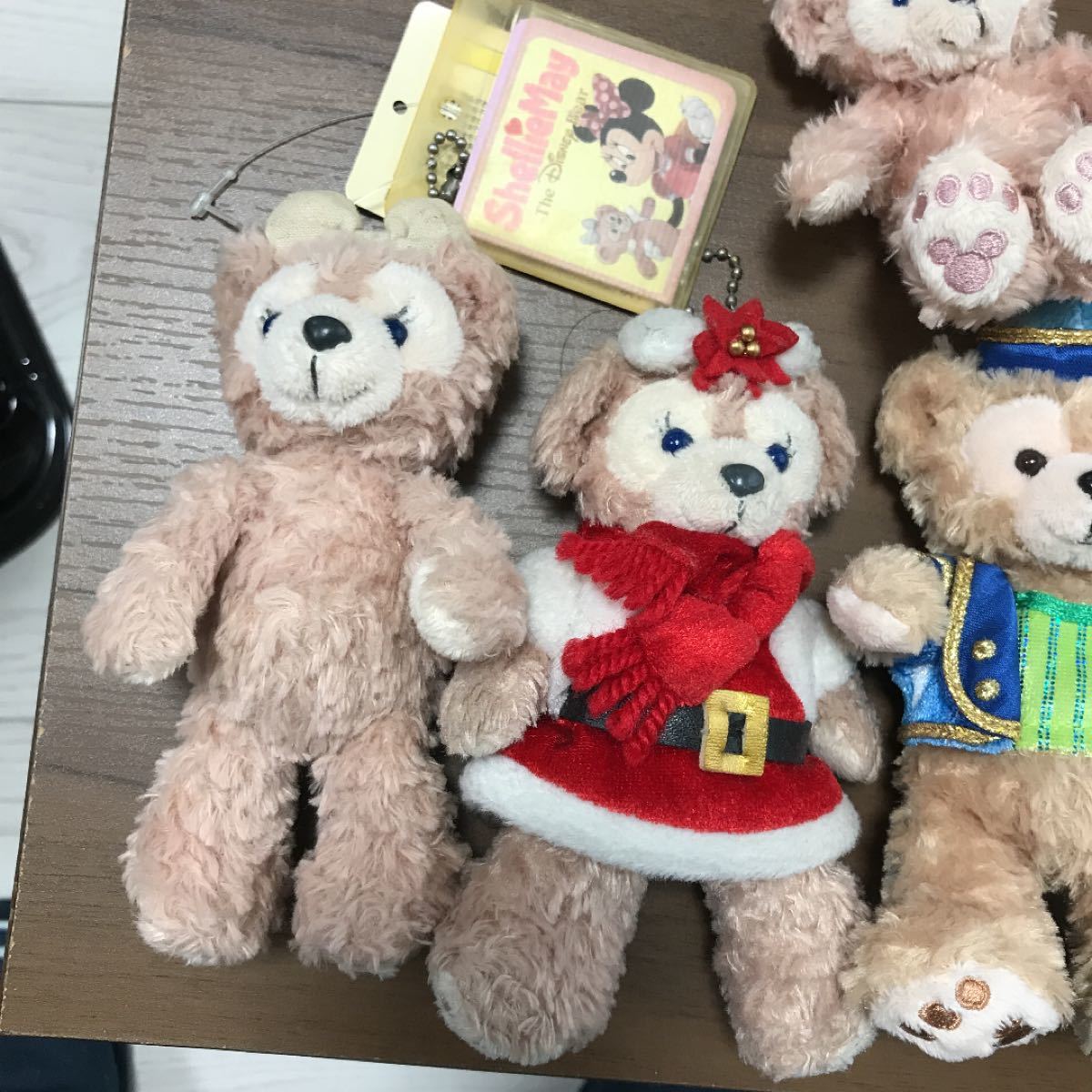 Paypayフリマ ぬいぐるみバッジ シェリーメイ ディズニーシー ぬいぐるみ ぬいば ダッフィー東京ディズニーシー購入ストラップまとめ売り新品未使用 Paypayフリマ ぬいぐるみバッジ シェリーメイ ディズニーシー ぬいぐるみ ぬいば ダッフィー東京ディズニーシー購入ストラップまとめ売り新品未使用