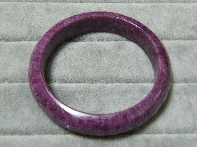 R21. natural ruby bangle ( unused ) long-term storage 