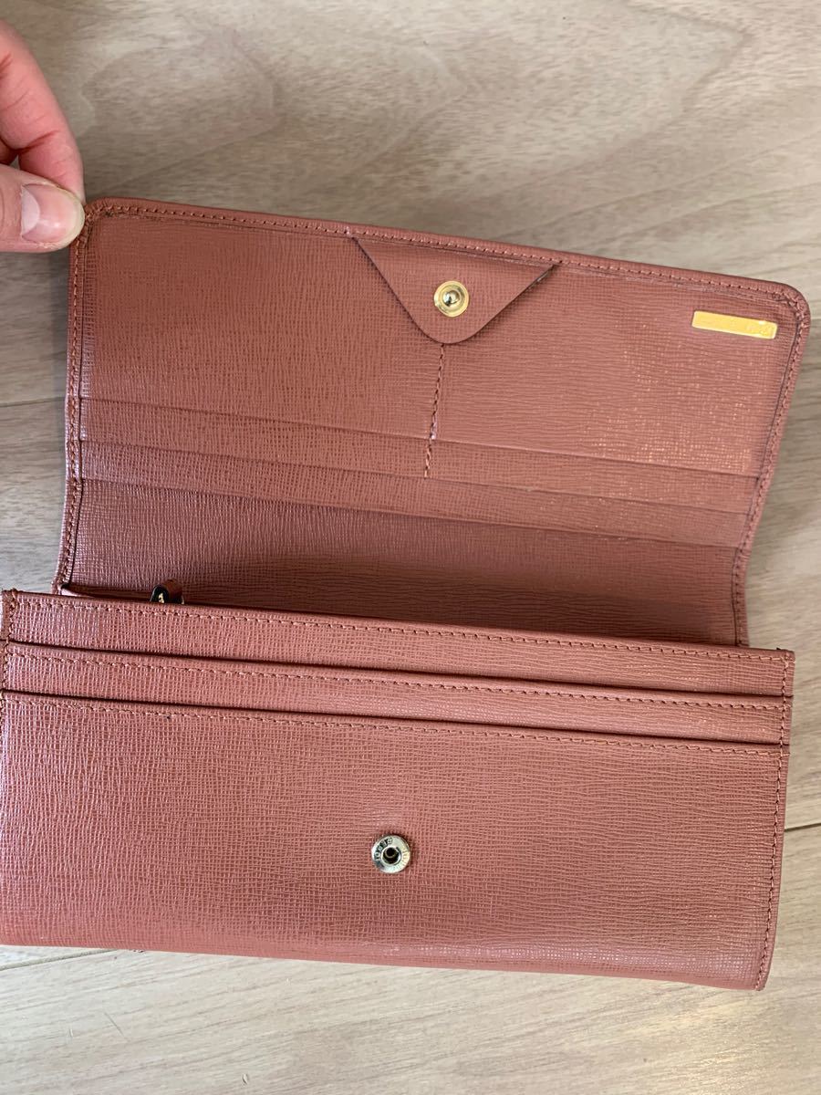 FENDI　フェンディ長財布 ウォレット