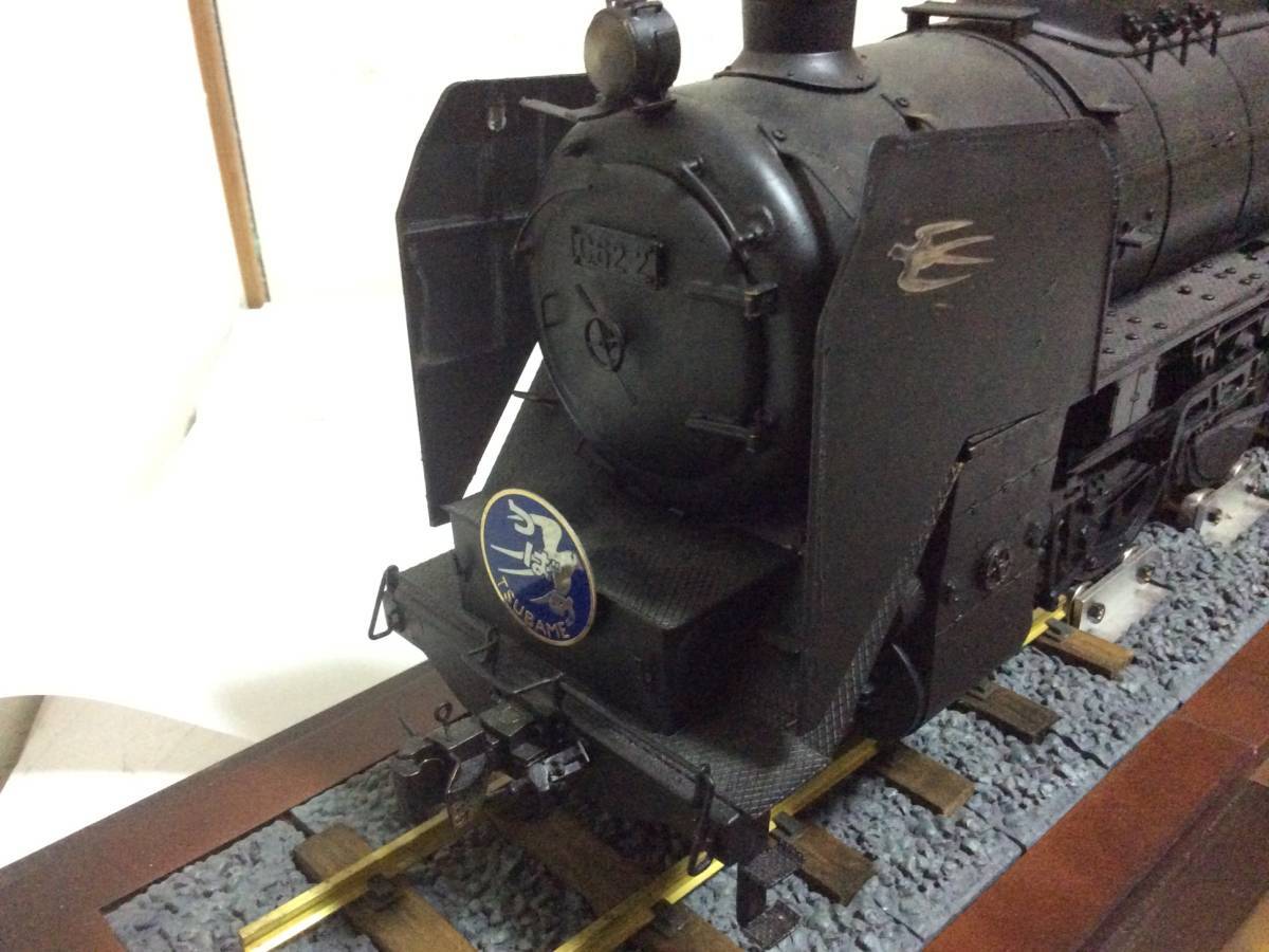 デアゴスティーニ C62蒸気機関車を作る 完成品 ツバメ 鉄道模型 アクリルケース付き 引取りOK！_画像2