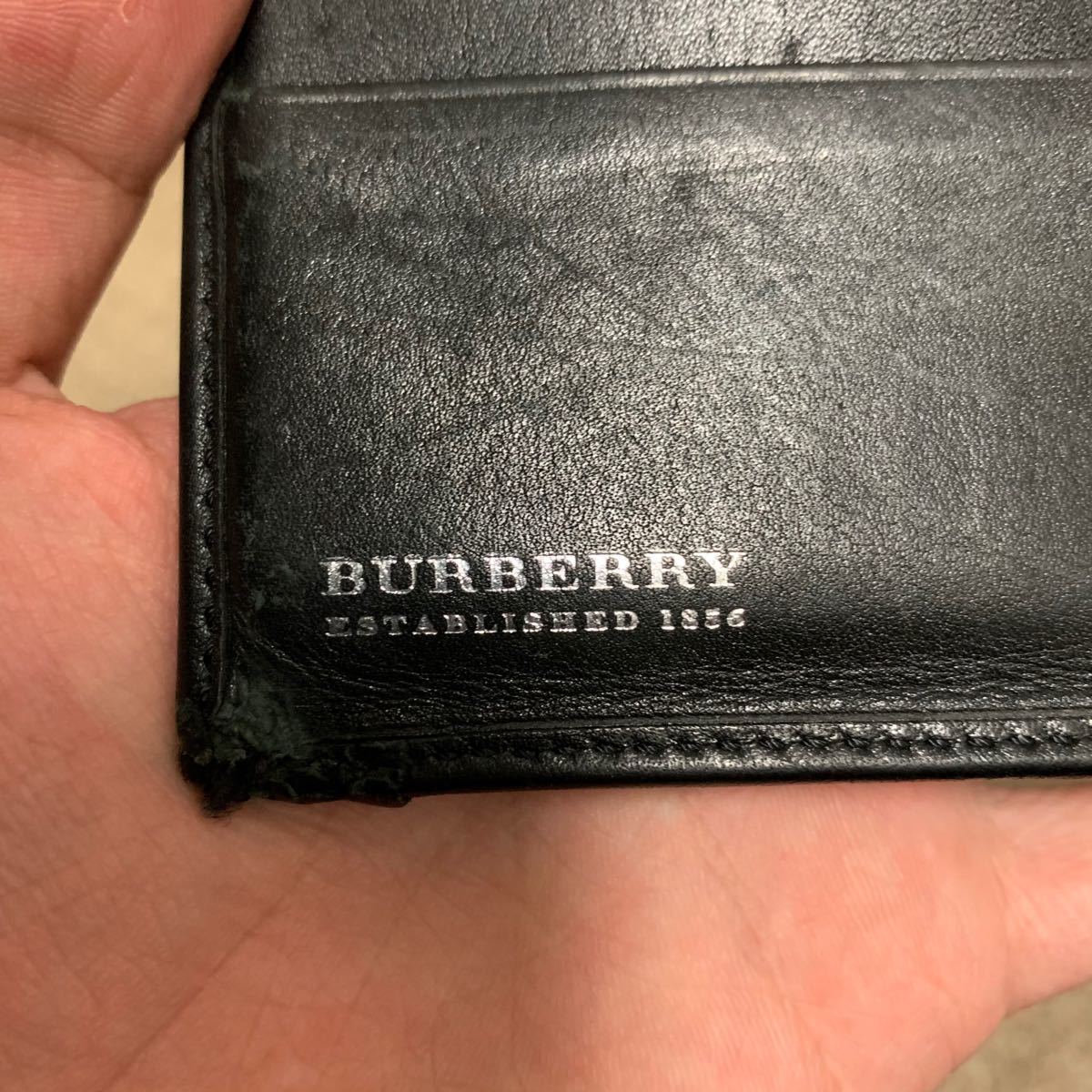 Burberry 折り財布 メンズ チェック 定番人気　おすすめ セカンド財布