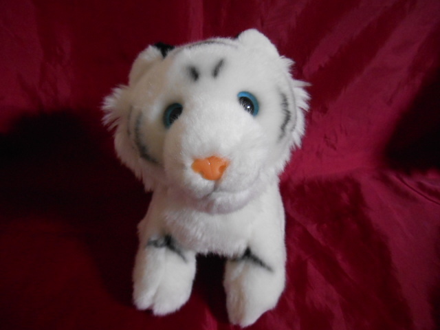 AURORA * белый Tiger мягкая игрушка 