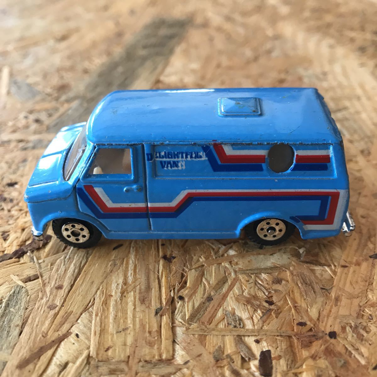 ヤフオク ヤトミング アメ車 バン ミニカー 管理85 ヤフオク ヤトミング アメ車 バン ミニカー 管理85