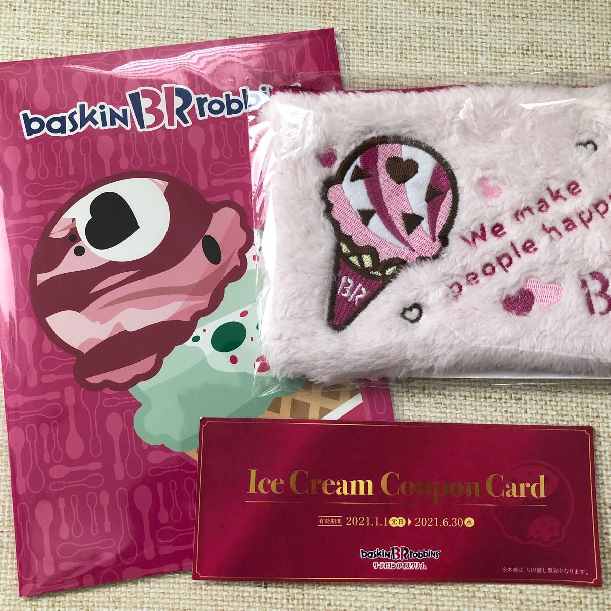 Paypayフリマ サーティワンアイスクリーム21年 福袋 2 000円クーポン券 サーティワンアイスクリームグッズ4点 Paypayフリマ サーティワンアイスクリーム21年 福袋 2 000円クーポン券 サーティワンアイスクリームグッズ4点