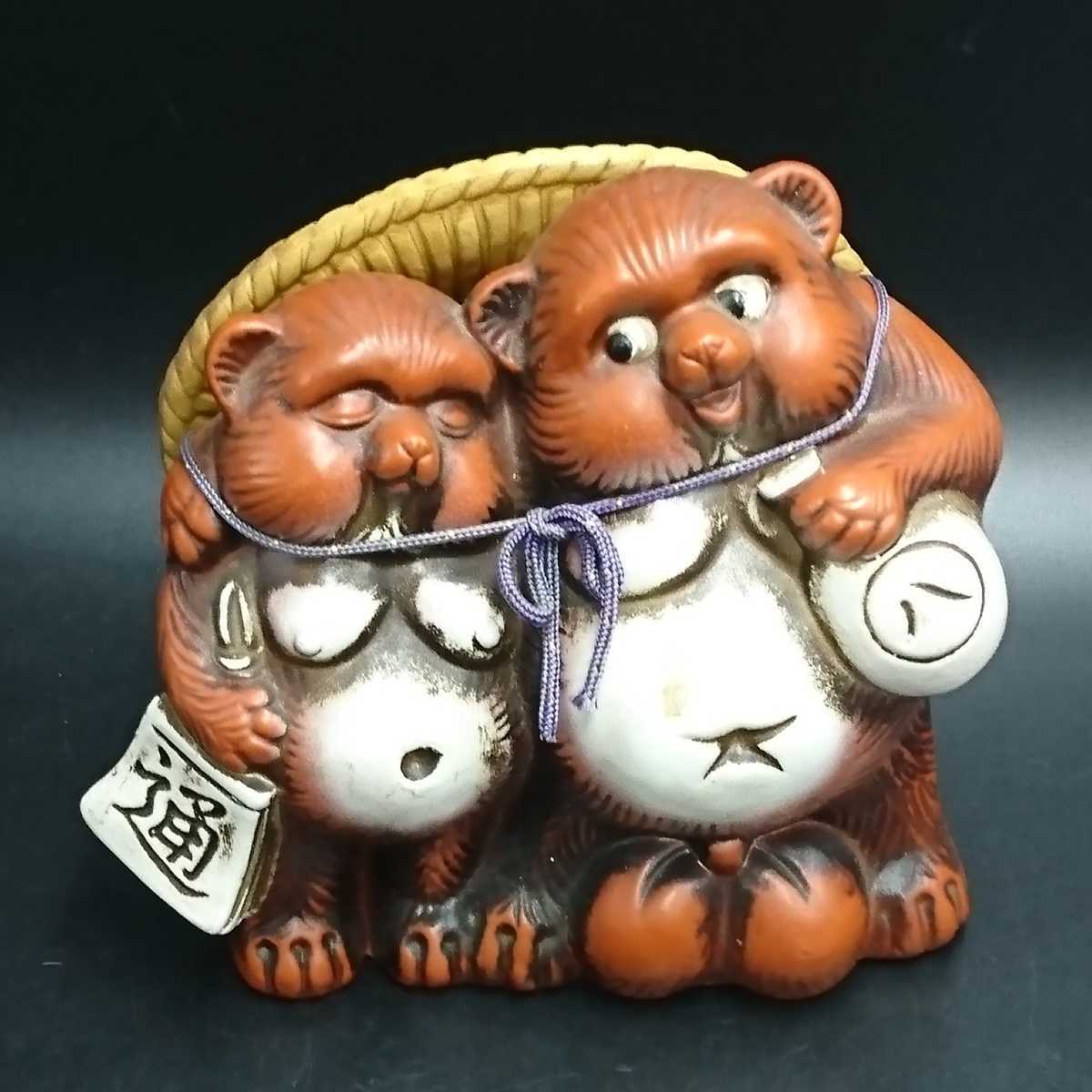 ヤフオク E129 たぬき タヌキ 狸 置物 焼き物 焼物 陶 ヤフオク E129 たぬき タヌキ 狸 置物 焼き物 焼物 陶