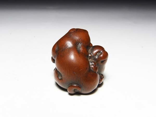 [ удача ].. предмет : дерево гравюра netsuke собака один раз 