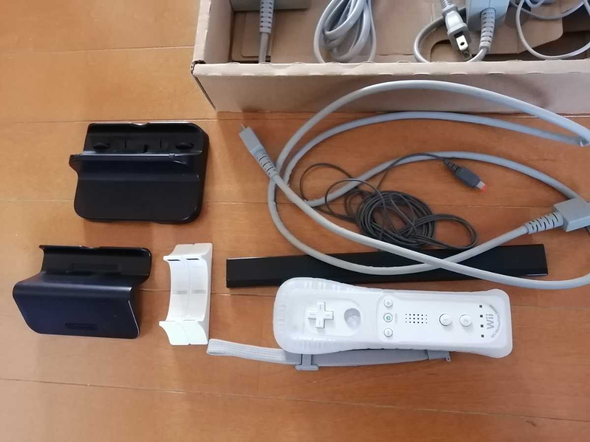 ヤフオク 新品購入 Wiiu 本体 ファミリープレミアムセット ヤフオク 新品購入 Wiiu 本体 ファミリープレミアムセット