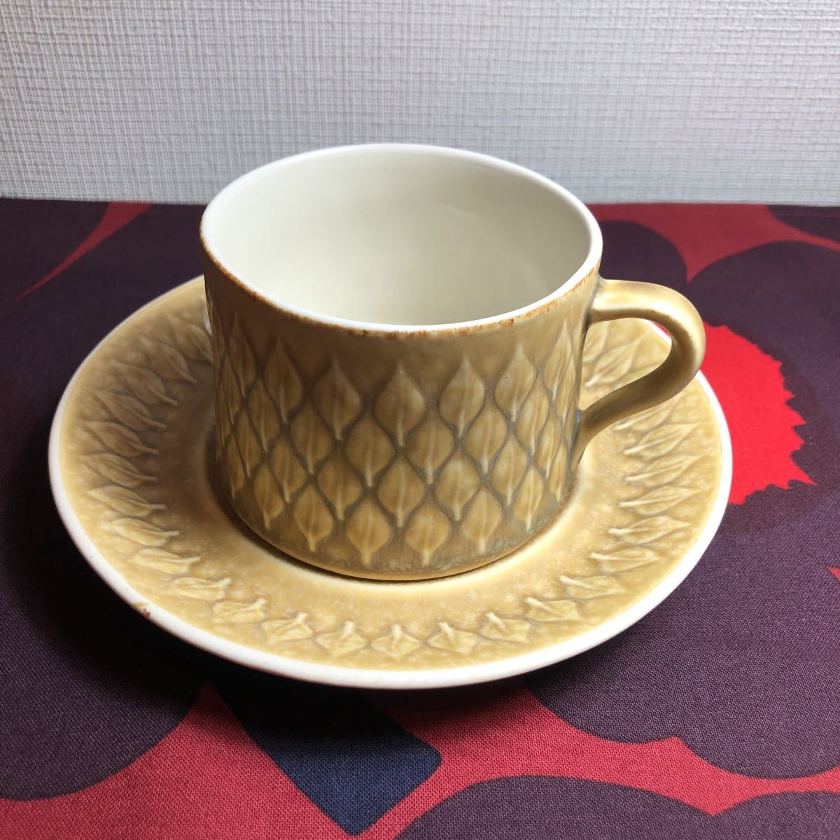 一部予約販売】 レリーフ カップ&ソーサー(tea) クイストゴー Y21