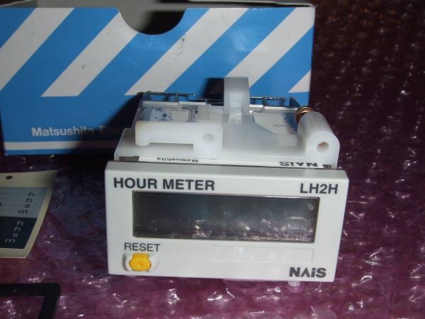  new goods / immediately shipping!1 months guarantee!Panasonic 7 column digital hourmeter ATH3450 / LH2H-F-HMK input system : less voltage input 