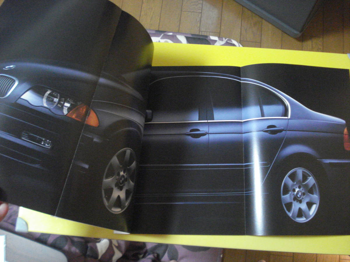 もはや当時物は超希少？BMW「The BMW 3 Series sedan(1999年・E46)」A new dimension of motoring passion.価格表付き 割と美品即決！_画像3