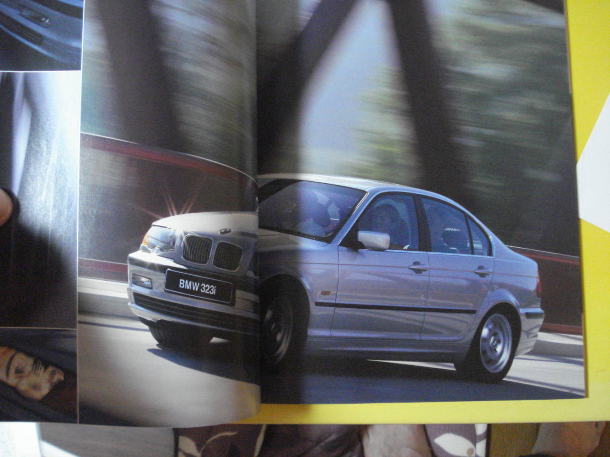 もはや当時物は超希少？BMW「The BMW 3 Series sedan(1999年・E46)」A new dimension of motoring passion.価格表付き 割と美品即決！_画像4