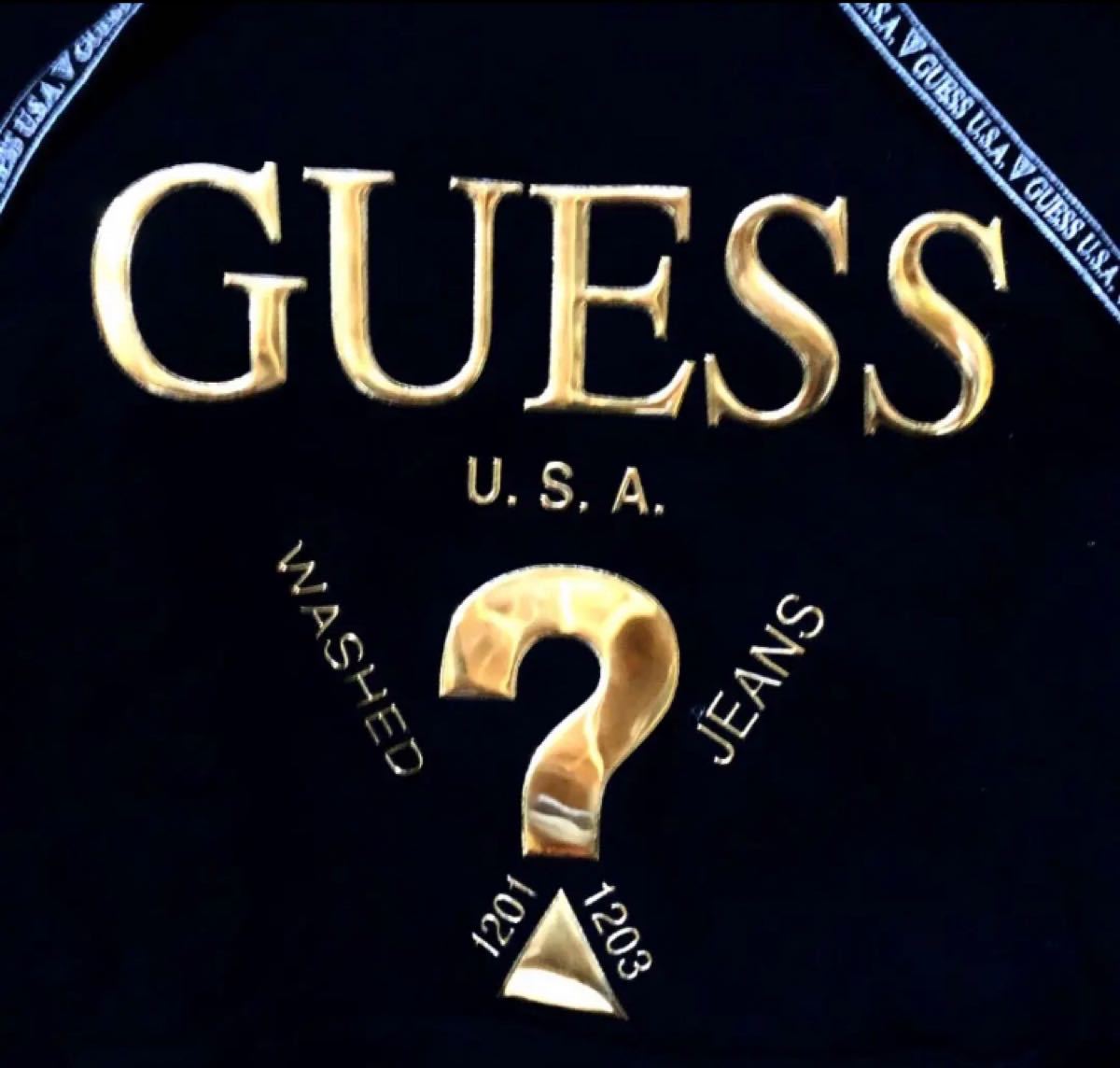 Paypayフリマ 海外製限定l Guess 王道の黒パーカーgoldデカロゴマークparker 裏起毛あり