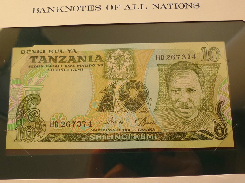 蔵 未使用 紙幣 アフリカ タンザニア 10シーリング 1978年 切手付き banknotes of all nations 世界の国々の 紙幣コレクション