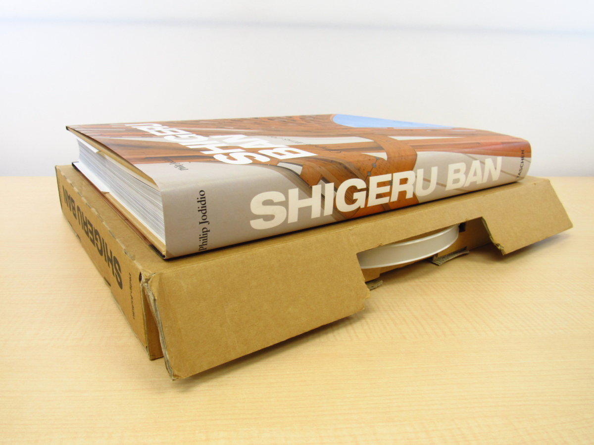 坂茂 直筆献呈サイン入(西野嘉章宛)『Shigeru Ban complete works 1985-2010』2010年TASCHEN刊 坂茂全建築作品集(カタログレゾネ)