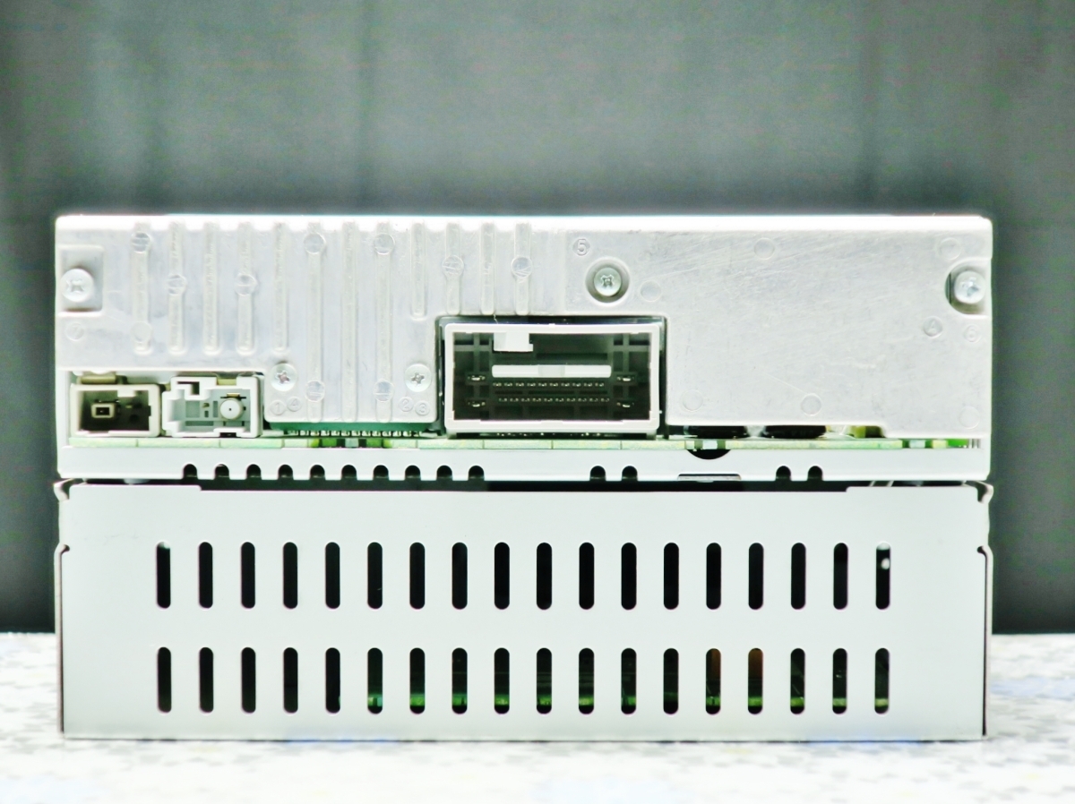 ホンダ純正 カーオーディオ WX-104CU 08A00-4M0-250 CD-R/MP3/WMA/AAC/AUX/USB対応 管理記号76f4 送料無料 送料込み_画像3