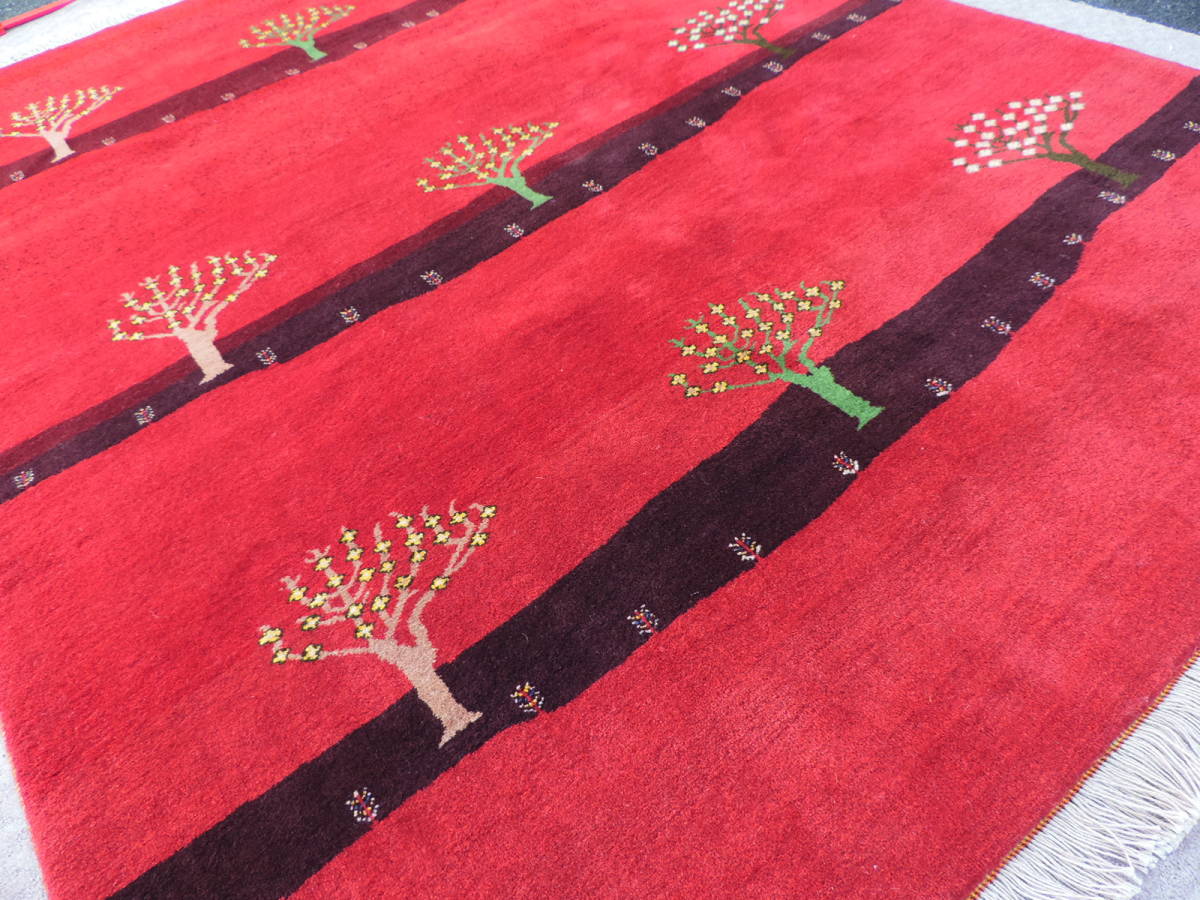 細かな密度の高級ギャッベ 手織り ウール ギャッベの本場 イラン シラーズ産 ラグサイズ 230cm×164cm カーペット 絨毯 【本物保証】_画像2