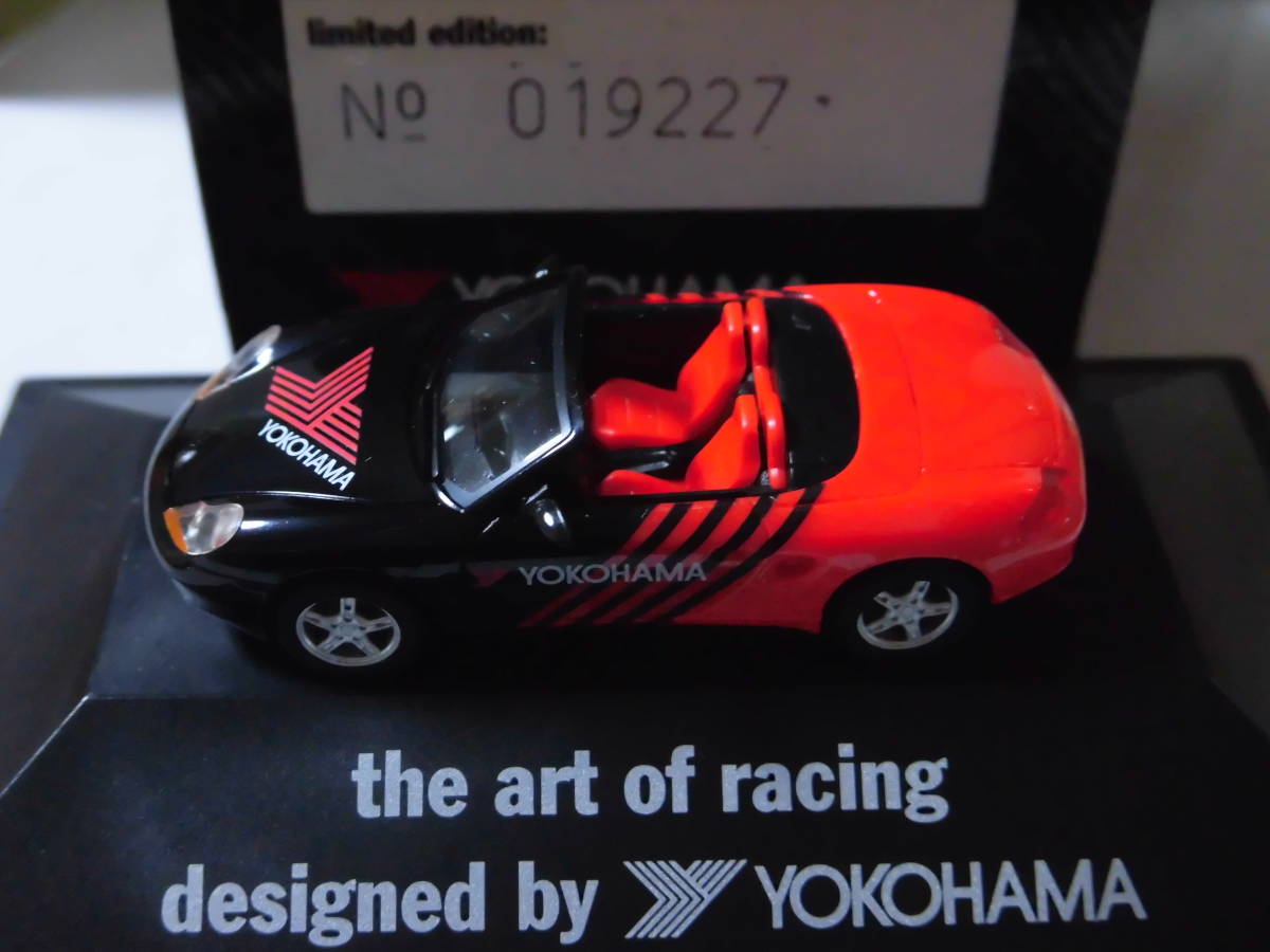 S=1/87☆YOKOHAMA特注herpa製 PORSCHE Boxster ポルシェボクスター(986/the art of racing designed by YOKOHAMA)限定希少・未使用・新品！_画像9