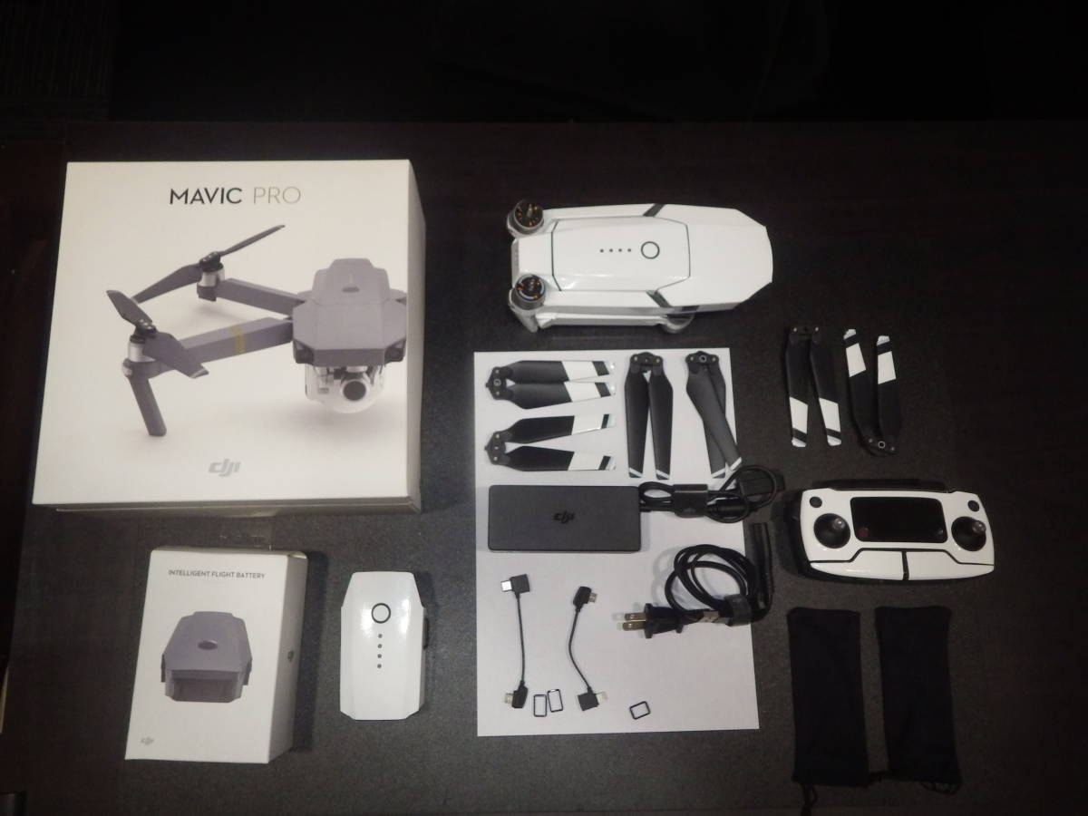 ★☆DJI　MavicPro 本体+予備バッテリー他社外オプション多数（15000円相当）　超美品　動作時間1時間以内☆★