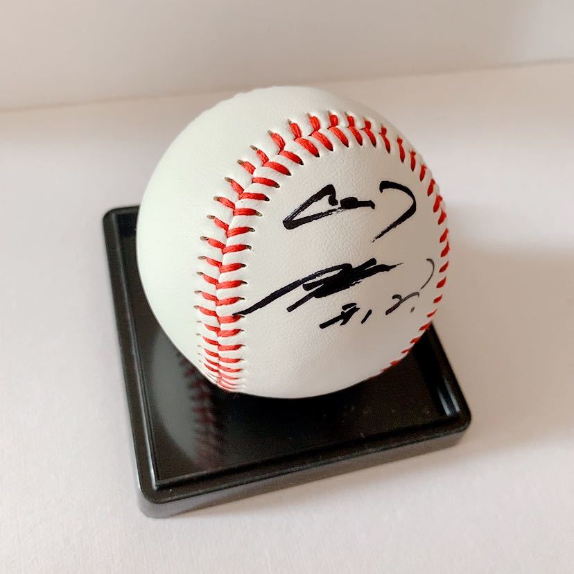 ヤフオク 広島東洋カープ 九里亜蓮 12 直筆サインボール ヤフオク 広島東洋カープ 九里亜蓮 12 直筆サインボール