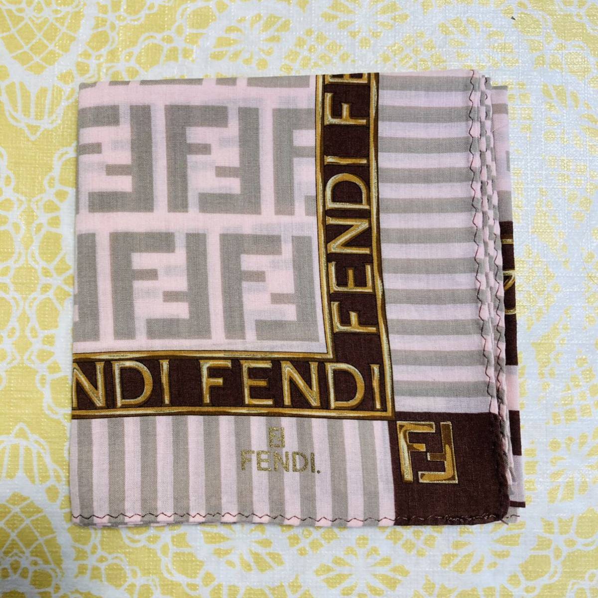 人気柄】新品/FENDI/ハンカチ/正規品/フェンディ/未使用/即決あり