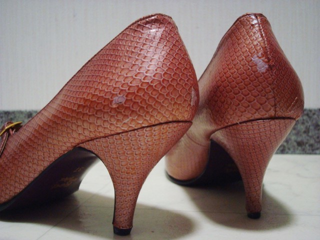 # новый товар не использовался есть перевод Red four does пальцы ног длина . розовый бежевый питон style эмаль style женский туфли-лодочки каблук 37 M размер 23.5cm