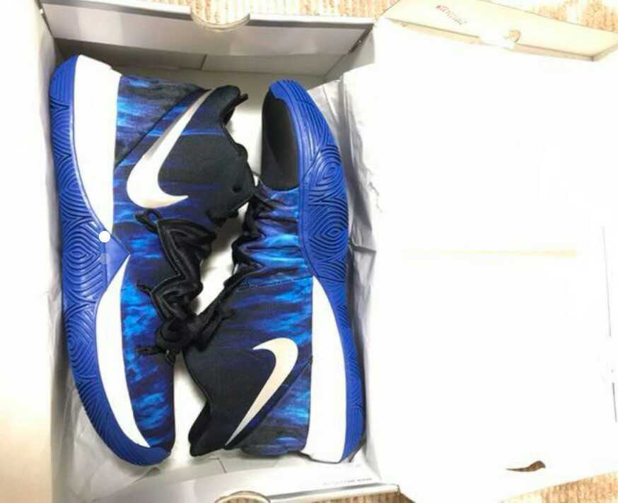  kai Lee 5 Duke university model Nike Kyrie 5 Duke