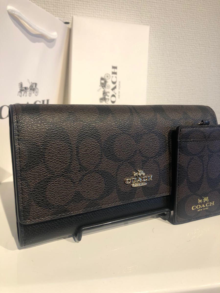 COACH　コーチ　シグネチャー長財布　チェーンパスケース付き　価格相談不可