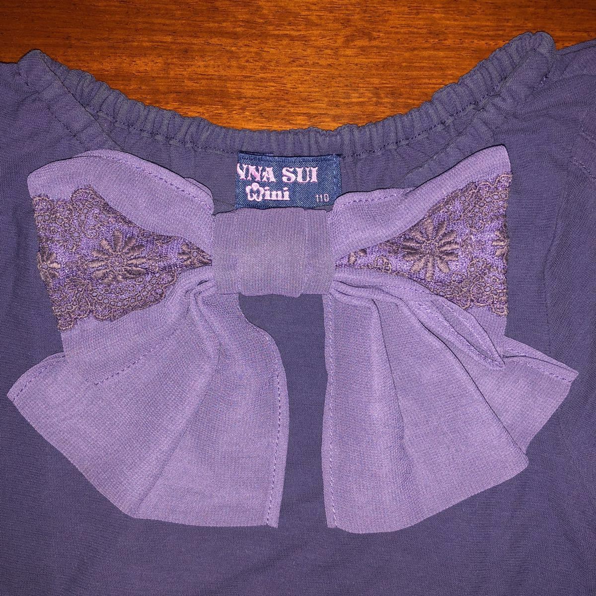 【ANNA SUI mini／アナスイミニ】　半袖カットソー　110㎝　中古　青紫　リボン　レース　上品_画像2
