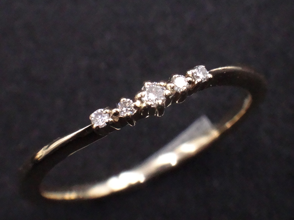【本物】４℃ ヨンドシー ダイヤモンド ５個 リング 指輪 ９ ５号 Ｋ１０ＹＧ 金 イエローゴールド