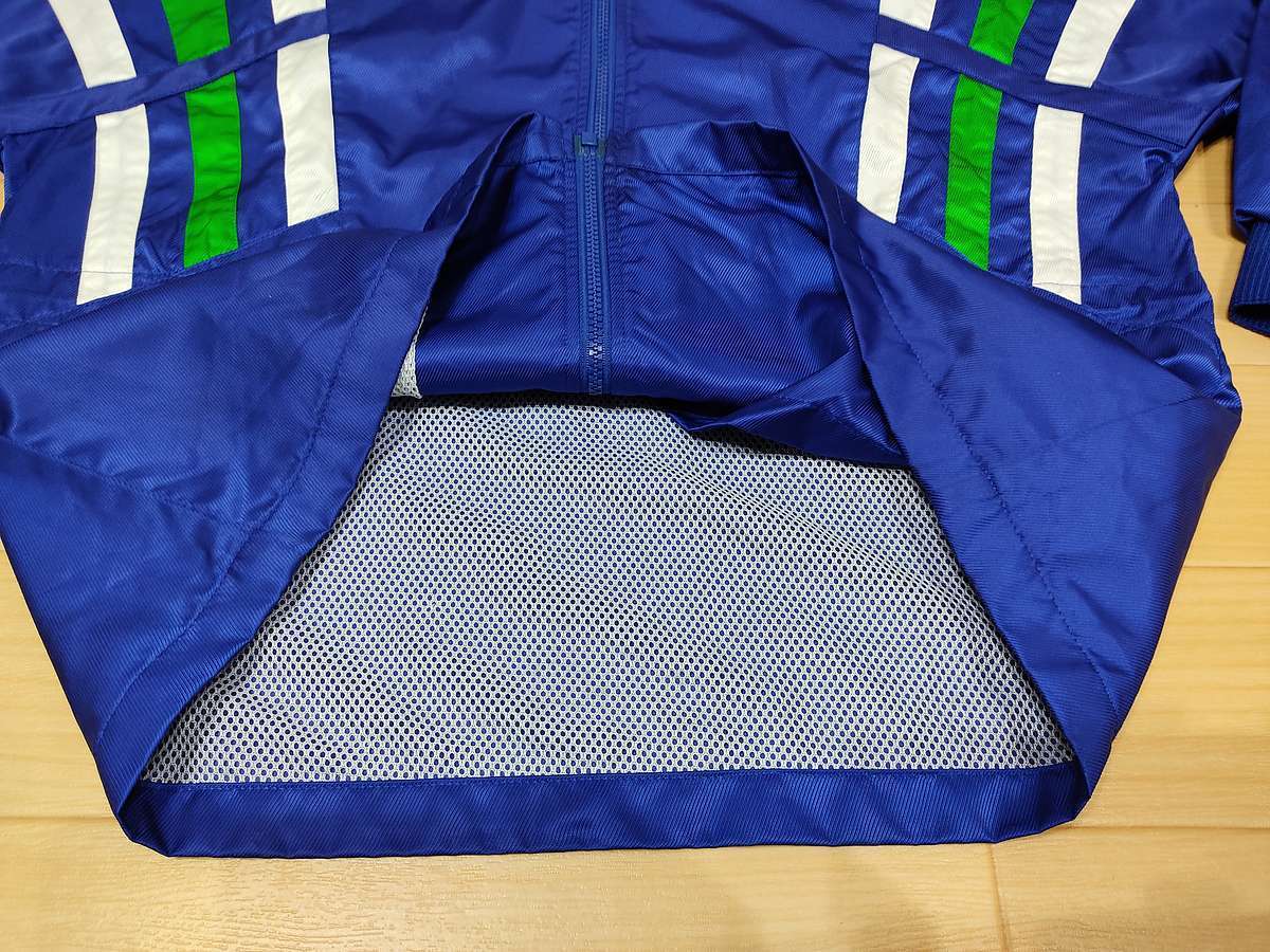 アディダス adidas - サッカー 普段着 USED 長袖 ウィンドブレーカー 内面メッシュ地 SIZE:L カラー:青系 COOL！ チャックサビ有