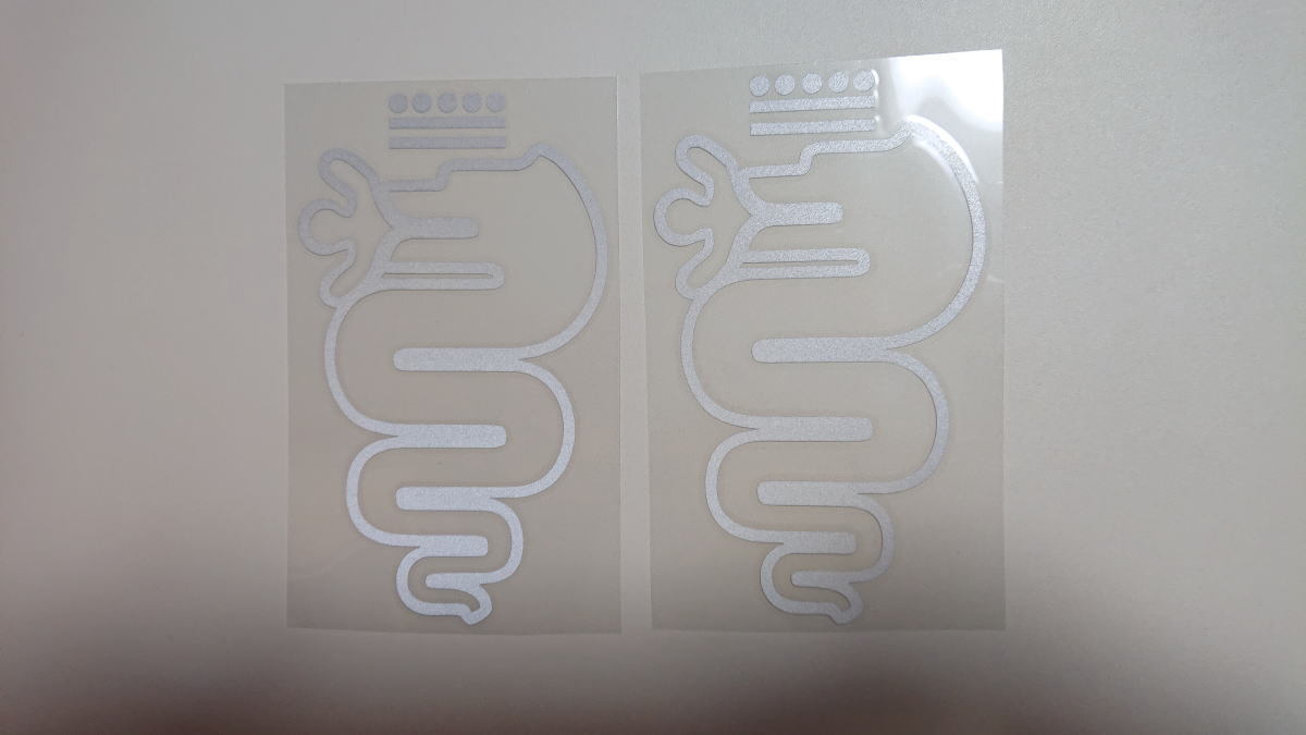 アルファロメオ 線図柄タイプ 切り抜き文字タイプ 中型 ビショーネ 蛇 スネーク ステッカー 2枚セット 色：シルバーホワイト