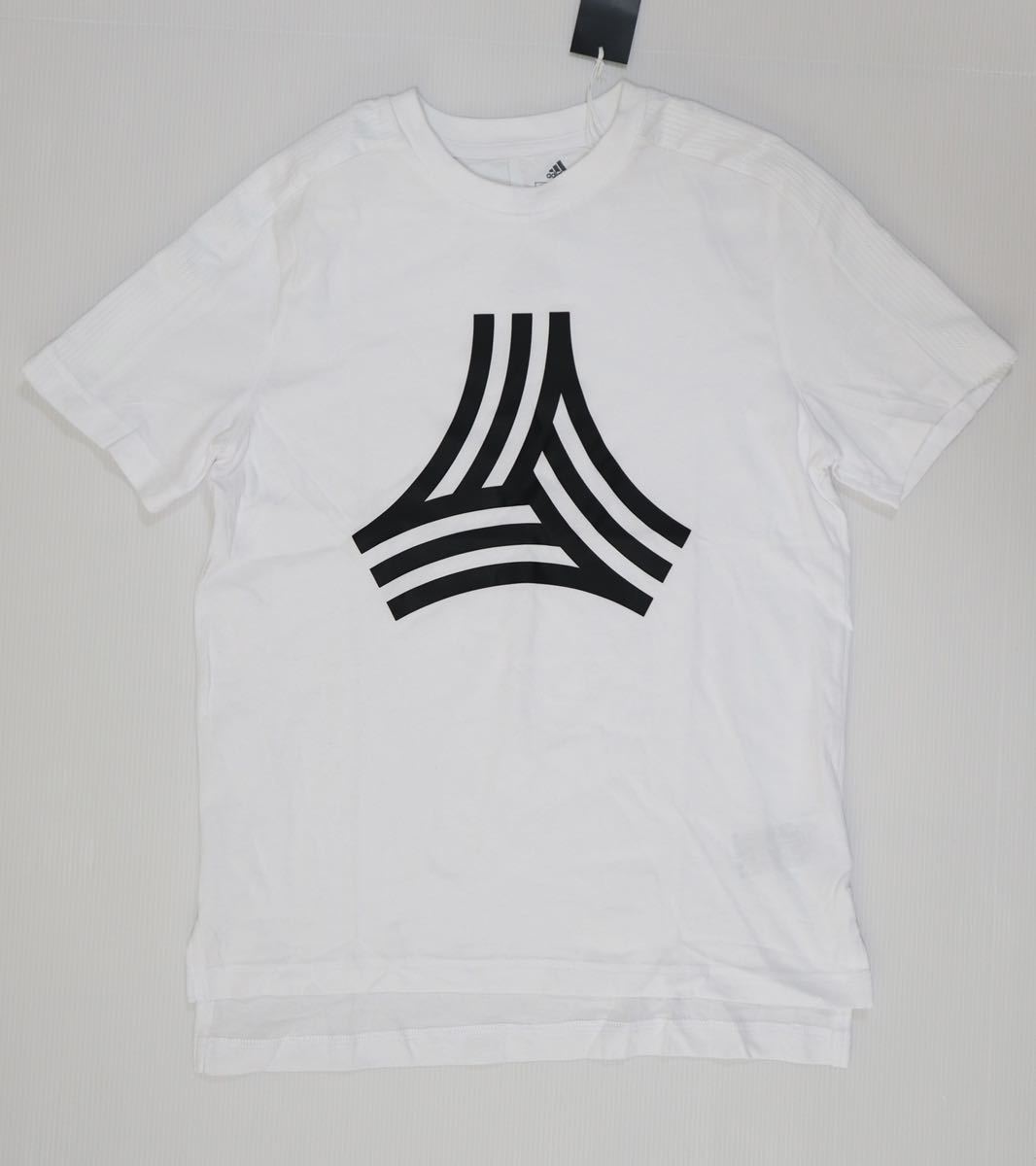 定価2739円 150 Adidas アディダス キッズ Tシャツ 半袖tシャツ ジュニア Big Tango Tシャツ Guo 白 ホワイト 150 145 154cm 売買されたオークション情報 Yahooの商品情報をアーカイブ公開 オークファン Aucfan Com 定価2739円 150 Adidas アディダス キッズ Tシャツ 半袖tシャツ ジュニア Big Tango Tシャツ Guo 白 ホワイト 150 145 154cm 売買されたオークション情報 Yahooの商品情報をアーカイブ公開 オークファン Aucfan Com