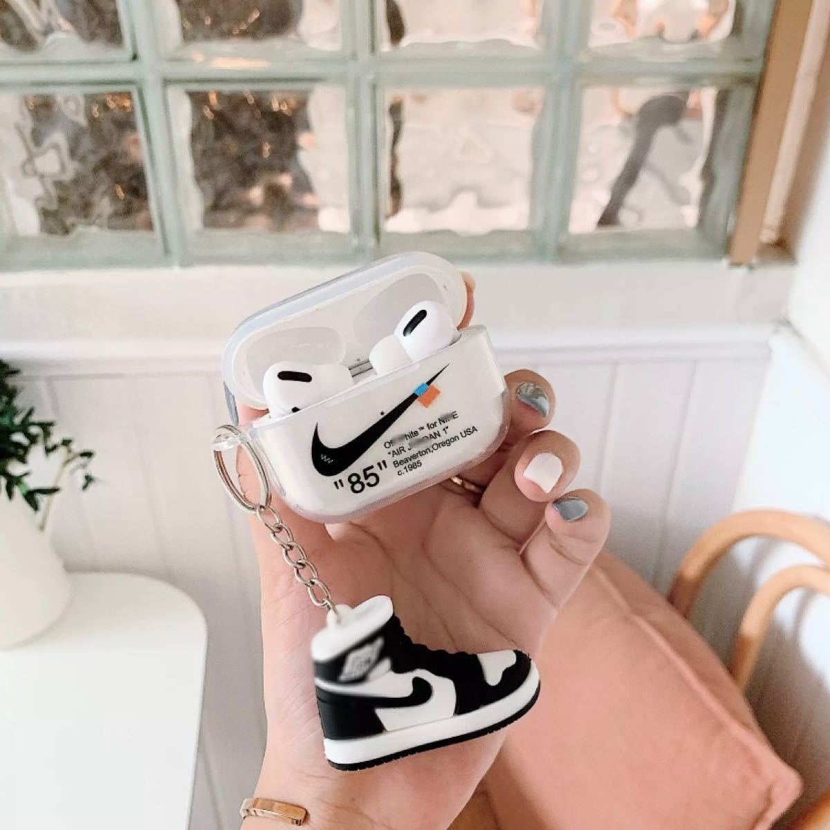 Paypayフリマ Airpods Pro ケース ナイキ クリア かわいい キーホルダー付き Paypayフリマ Airpods Pro ケース ナイキ クリア かわいい キーホルダー付き