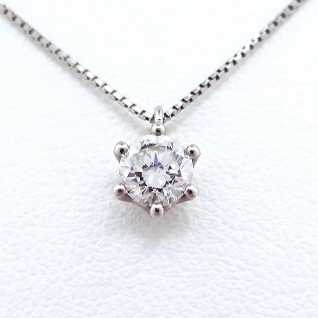 Pt850/Pt900☆プラチナ ネックレス ◇ダイヤモンド0.560ct 4月
