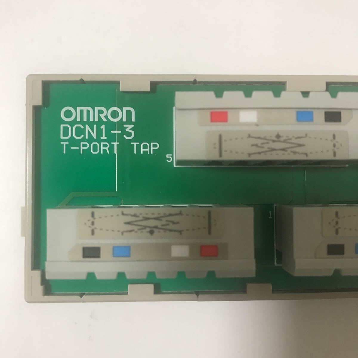 (ボーナスプライス）新品 OMRON CONNECTOR DCN13C_画像2