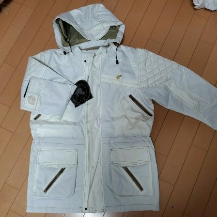QUAKYSENSE EAGLE JACKET 防水ジャケット(¥14,000) dofeli.com