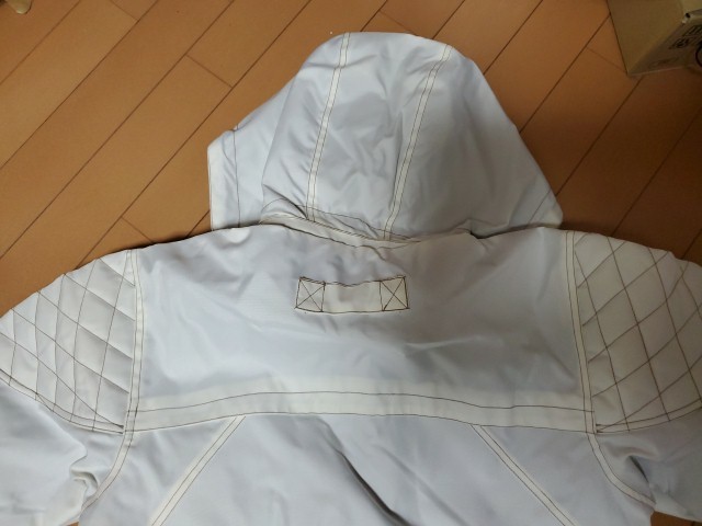 QUAKYSENSE EAGLE JACKET 防水ジャケット(¥14,000) sler.com.br