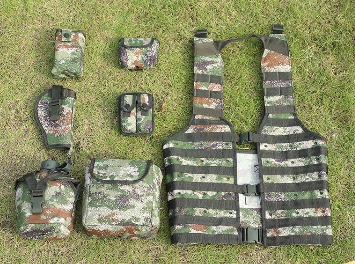  ultra rare recent model Chinese People's Liberation Army active service .. for 19 type star empty . ground camouflage Tactical Vest 7 point set chest lig Tactical Vest 