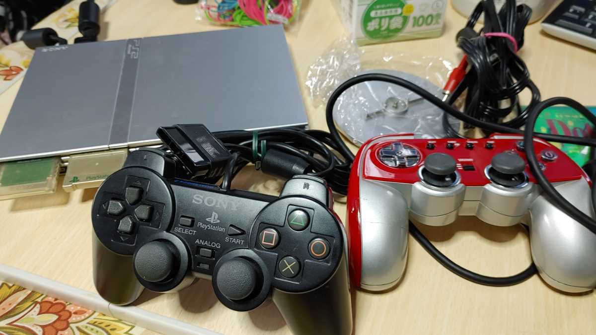 良品☆薄型PS2本体　縦置きスタンド　連射コン　メモリーカード