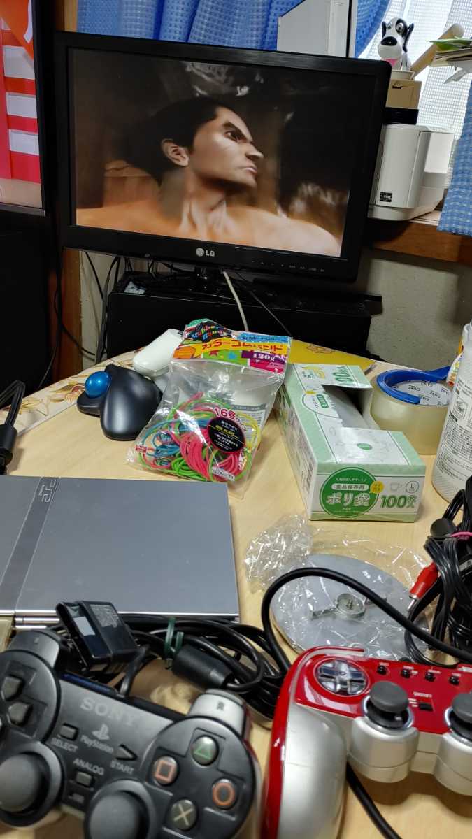 良品☆薄型PS2本体 縦置きスタンド 連射コン メモリーカード 良品☆薄型PS2本体 縦置きスタンド 連射コン メモリーカード
