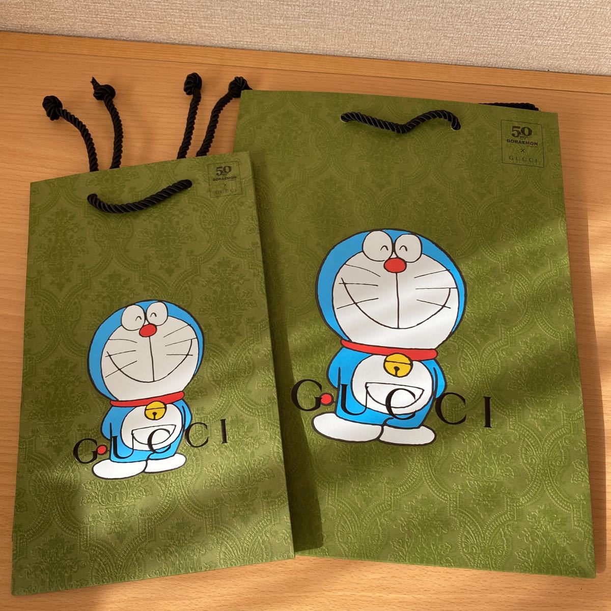  быстрое решение новый товар такой же Doraemon Gucci GUCCIshopa- бумажный пакет 2 листов обычная почта включая доставку 