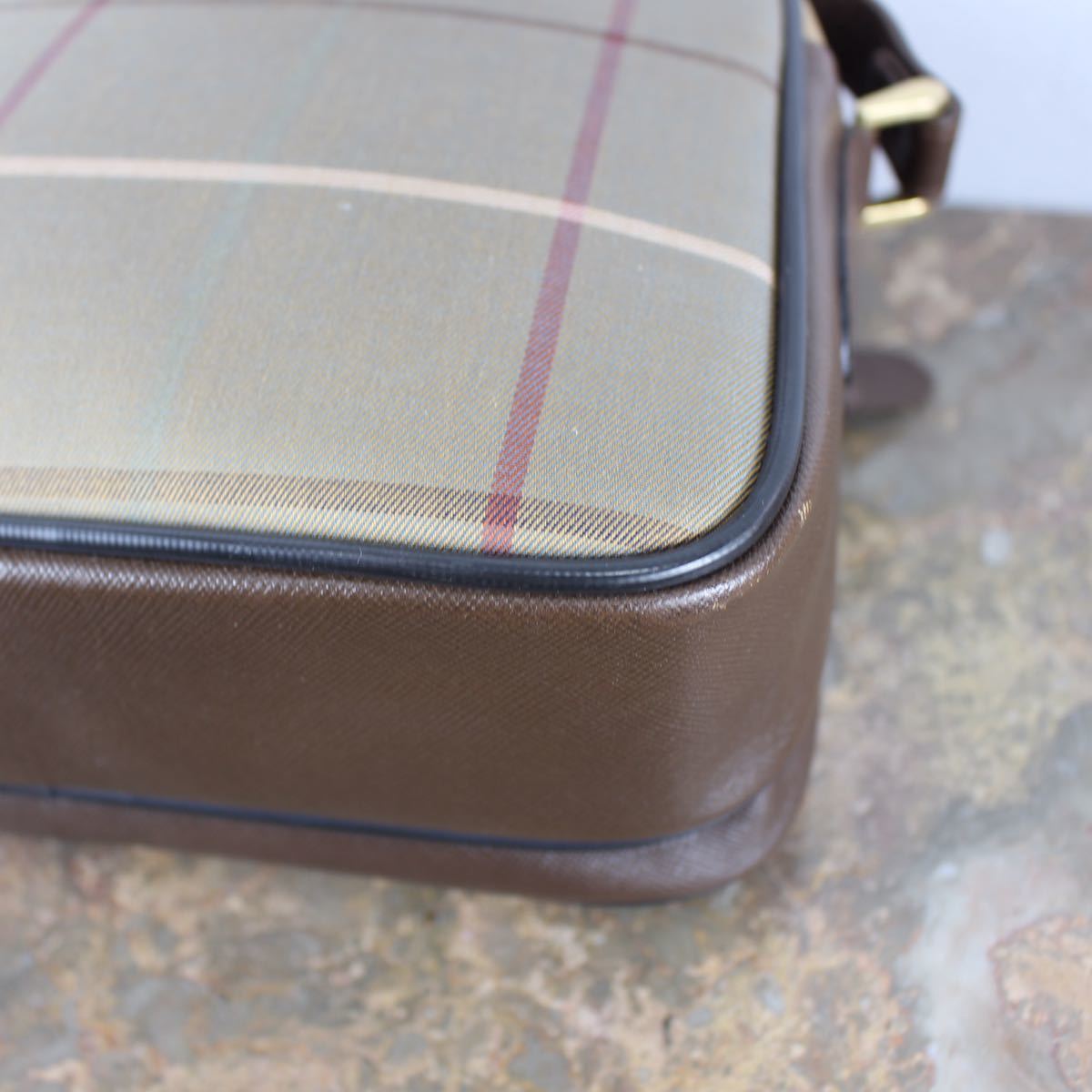 Burberrys LOGO CHECK PATTERNED SHOULDER BAG MADE IN ENGLAND