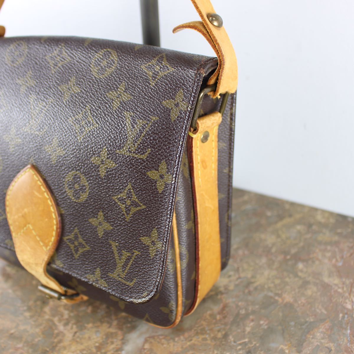 LOUIS VUITTON M51253 8911SL MONOGRAM PATTERNED SHOULDER BAG MADE IN FRANCE/ルイヴィトンカルトシエールモノグラム柄ショルダーバッグ